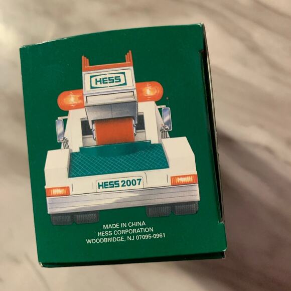 2007 Hess Miniature Rescue Truck - Picture 4 of 6